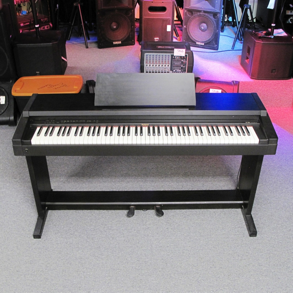 Roland HP 1300E