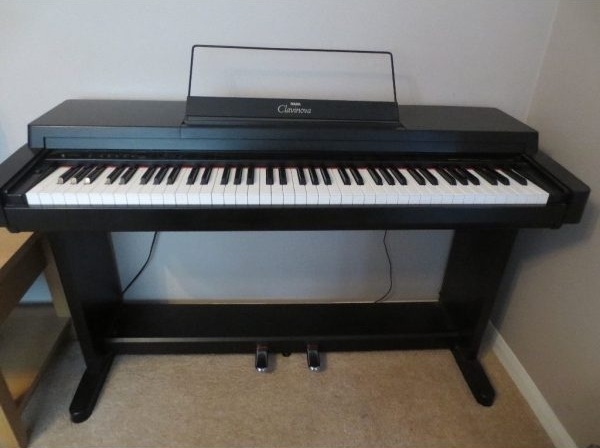 Yamaha CLP 260
